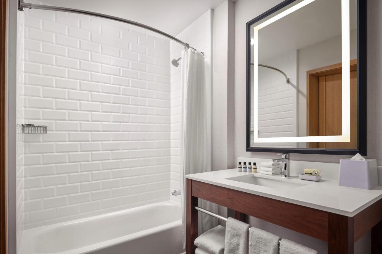 Four Points By Sheraton يوما المظهر الخارجي الصورة